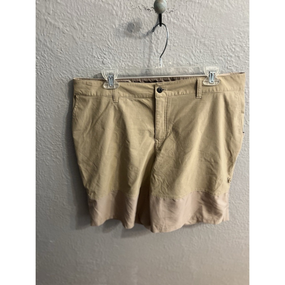 The North Face Women's Tan Roll Up‎ Hiking Shorts Size 16